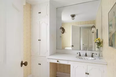 176 Cole Avenue, Providence, RI 02906 - Photo 10