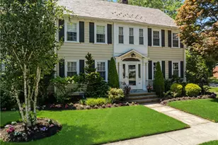 176 Cole Ave, Providence, RI 02906 - Photo 2