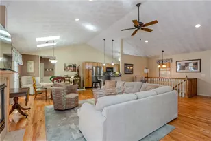 15 Primrose Dr, Cranston, RI 02921 - Photo 6