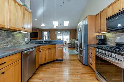 15 Primrose Drive, Cranston, RI 02921 - Photo 12