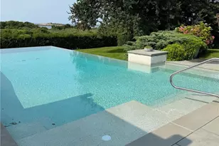 111 Ocean Ave, Newport, RI 02840 - Photo 2