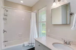 111 Ocean Ave, Newport, RI 02840 - Photo 40