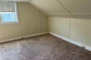 2045 Cranston St, Cranston, RI 02920 - Photo 24