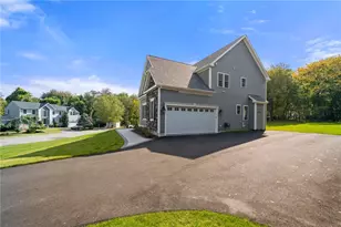 118 Cardinal Rd, Cranston, RI 02921 - Photo 40