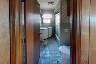 147 Southern St, Cranston, RI 02920 - Photo 18