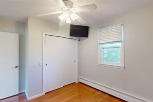 147 Southern St, Cranston, RI 02920 - Photo 8