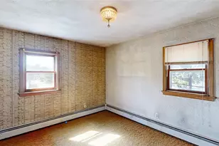 147 Southern St, Cranston, RI 02920 - Photo 12