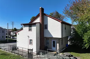 147 Southern St, Cranston, RI 02920 - Photo 24