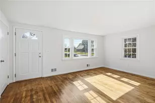 165 Adrian St, Warwick, RI 02886 - Photo 6