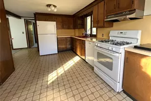 46 Errol St, Warwick, RI 02888 - Photo 18