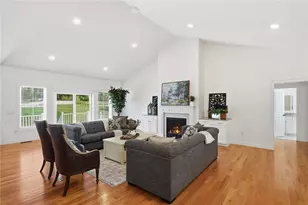 1291 Central Ave, Johnston, RI 02919 - Photo 8