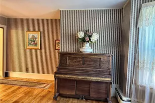 1502 Mendon Rd, Woonsocket, RI 02895 - Photo 8
