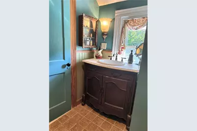 1502 Mendon Road, Woonsocket, RI 02895 - Photo 26