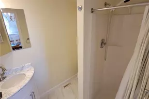 152 Tuckerman Ave, Middletown, RI 02842 - Photo 30