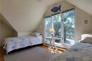 152 Tuckerman Ave, Middletown, RI 02842 - Photo 28