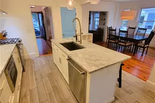 19 Carroll Ave, Newport, RI 02840 - Photo 16