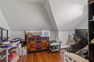 130 Elmgrove Ave, Providence, RI 02906 - Photo 34
