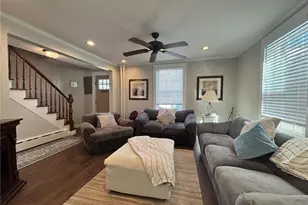 45 Extension St, Newport, RI 02840 - Photo 8