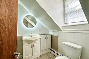 137 Sutton St, Providence, RI 02903 - Photo 8