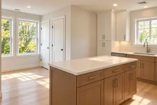 226 Jastram St, Providence, RI 02908 - Photo 14