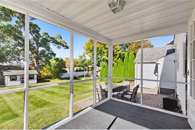 706 High Street, Cumberland, RI 02864 - Photo 28