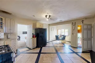 274 High St, Woonsocket, RI 02895 - Photo 8