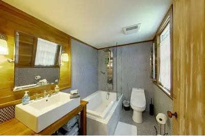 300 Broadway Avenue, Newport, RI 02840 - Photo 26