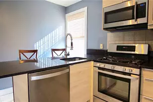 143 Sutton St, Providence, RI 02903 - Photo 4