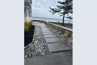 124 Memorial Boulevard, Newport, RI 02840 - Photo 30