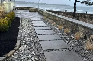 124 Memorial Blvd, Newport, RI 02840 - Photo 30