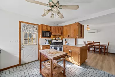 1031 Old Stafford Road, Tiverton, RI 02878 - Photo 8