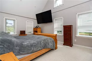 925 Cedar Swamp Rd, Warwick, RI 02886 - Photo 30