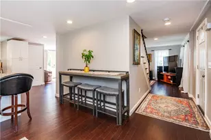 925 Cedar Swamp Rd, Warwick, RI 02886 - Photo 8