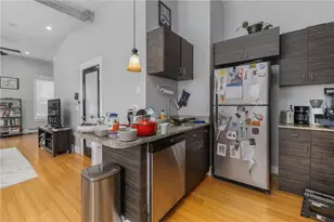 64 Pitman St, Providence, RI 02906 - Photo 4