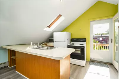 [Address not provided], Warwick, RI 02886 - Photo 6