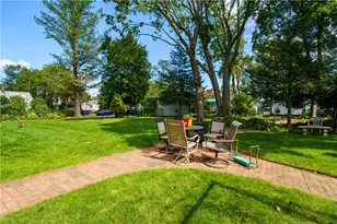 [Address not provided], Warwick, RI 02886 - Photo 18