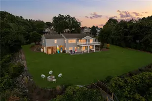 585 Seaside Dr, Jamestown, RI 02835 - Photo 4