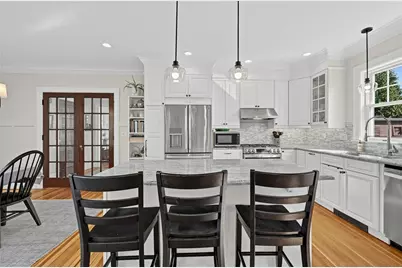 28 Moorland Avenue, Cranston, RI 02905 - Photo 10