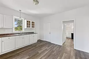 16 Duncan Ave, Providence, RI 02906 - Photo 2
