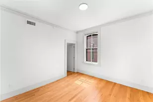 31 Parade St, Providence, RI 02909 - Photo 10