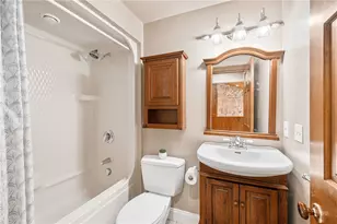 900 S Rd, East Greenwich, RI 02818 - Photo 38