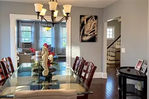 27 Crescent Rd, Pawtucket, RI 02861 - Photo 2
