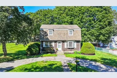 14 Sutton Street, Smithfield, RI 02828 - Photo 2