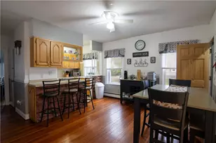 65 Darlingdale Ave, Pawtucket, RI 02961 - Photo 8