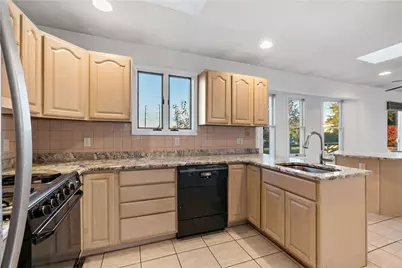 487 Union Street, Portsmouth, RI 02871 - Photo 16