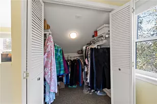 77 Cliff Dr, Bristol, RI 02809 - Photo 30