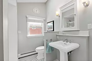 77 Cliff Dr, Bristol, RI 02809 - Photo 32