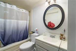 17 E Greenwich Ave, West Warwick, RI 02893 - Photo 8