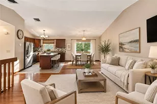 17 Brook St, West Warwick, RI 02893 - Photo 8