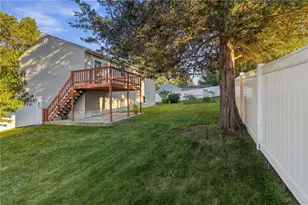 17 Brook St, West Warwick, RI 02893 - Photo 38